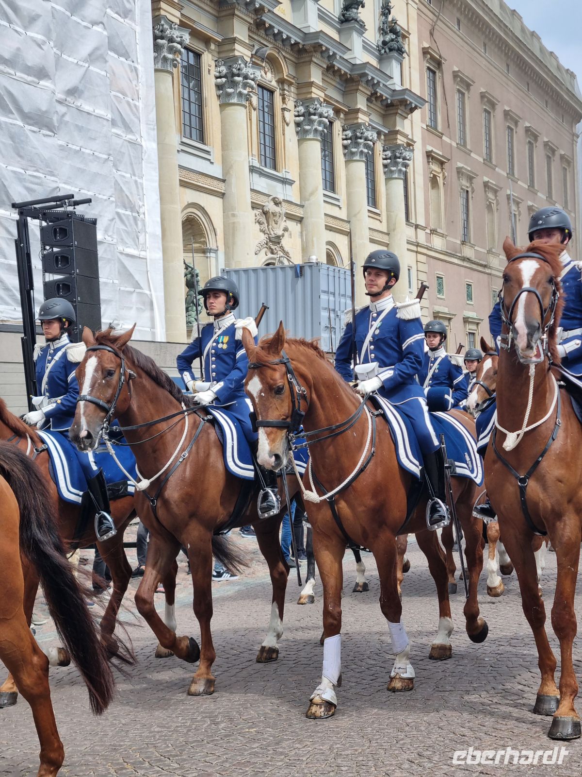 Stockholm - Wachablösung am Königlichen Schloss zum Nationalfeiertag am 6. Juni...