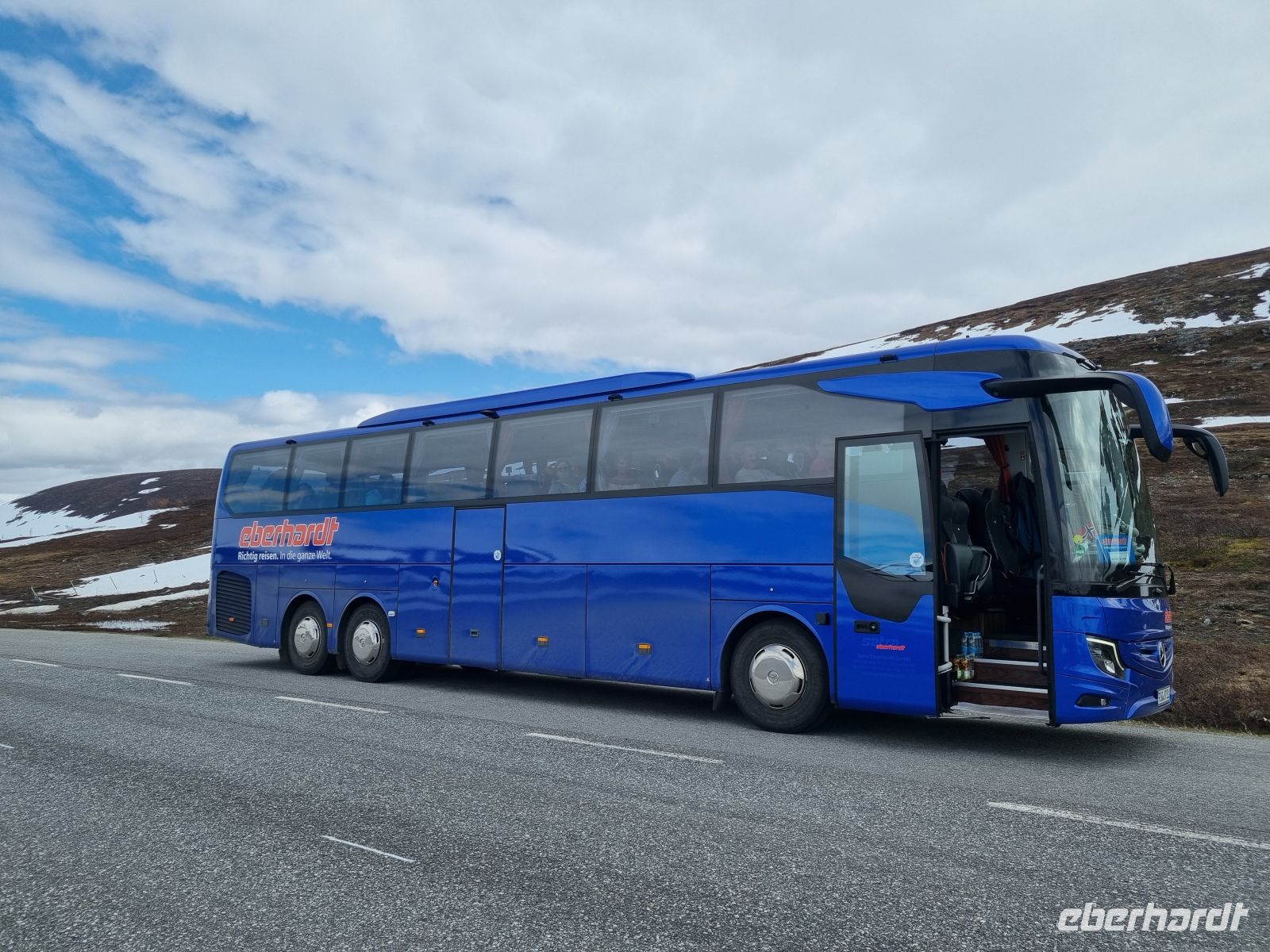 Fahrt über das Sennafjell...