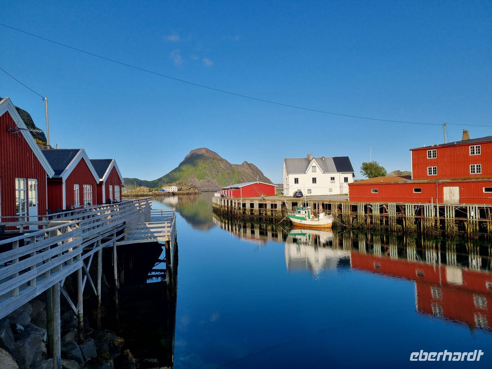 Lofoten - Insel Vestvågøy (Statles Rorbusenter)