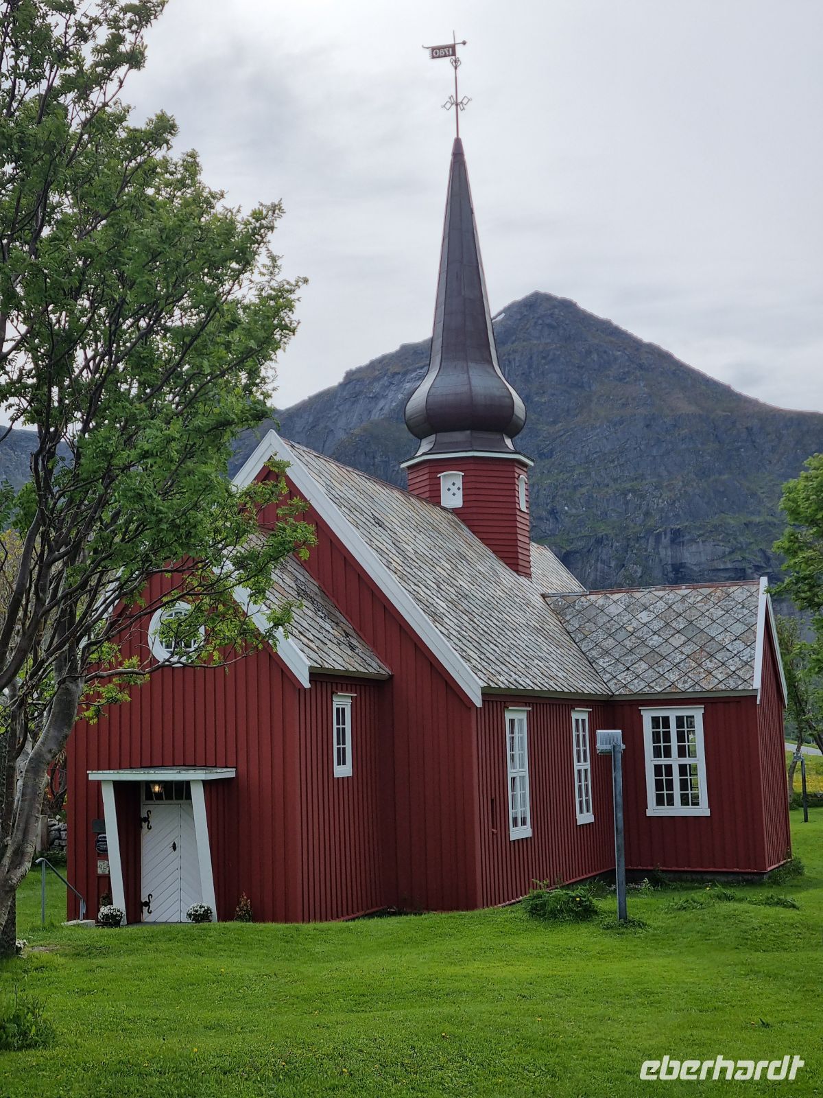 Lofoten - Insel Flakstadøy (Kirche von Flakstad)