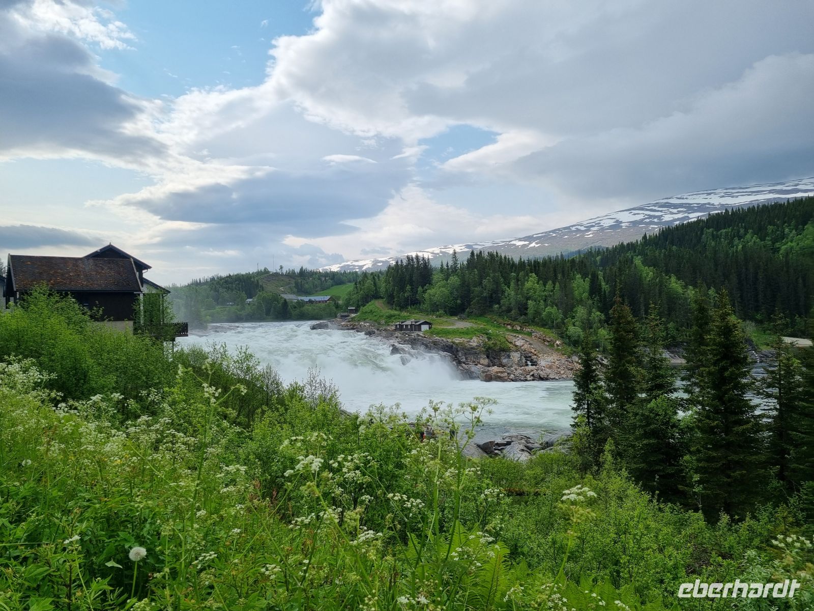 Laksforsen-Wasserfall 