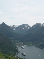 Ohne Kreuzfahrtschiffe gehts leider nicht....