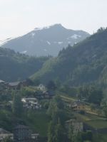 Geiranger Ort, im Hintergrund Dalsnibba 