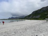 Rundfahrt auf den Lofoten - Strand von „Remberg“ 