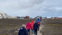 Spitzbergen - Ny Alesund - Spaziergang zum Zeppelin Mast
