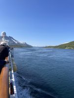 Wir durchfahren die Meerenge von Rystraumen 