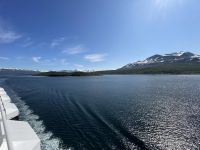 Wir durchfahren die Meerenge von Rystraumen 