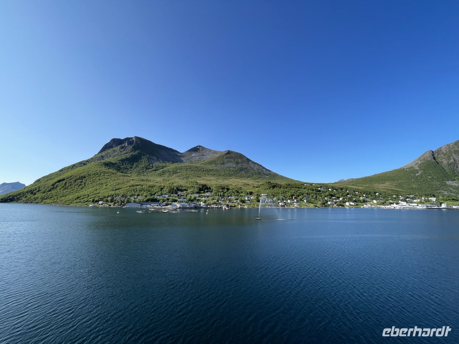 Wir erreichen den kleinen Hafen von Torsken 