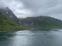 Wir durchfahren die Meeresenge Raftsundet 