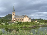 Fotostopp an der Vagan Kirche 