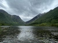 Fotostopp am Bergsee Kvanndalsvatnet 