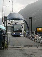 Die Fähre gibt uns wieder frei.........