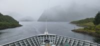 Schmale Durchfahrt zum Trollfjord 