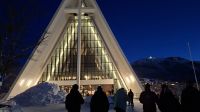 Hurtigruten-Kreuzfahrt // Eismeerkathedrale in Tromsö
