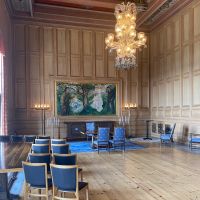 Munchraum mit Gemälde 