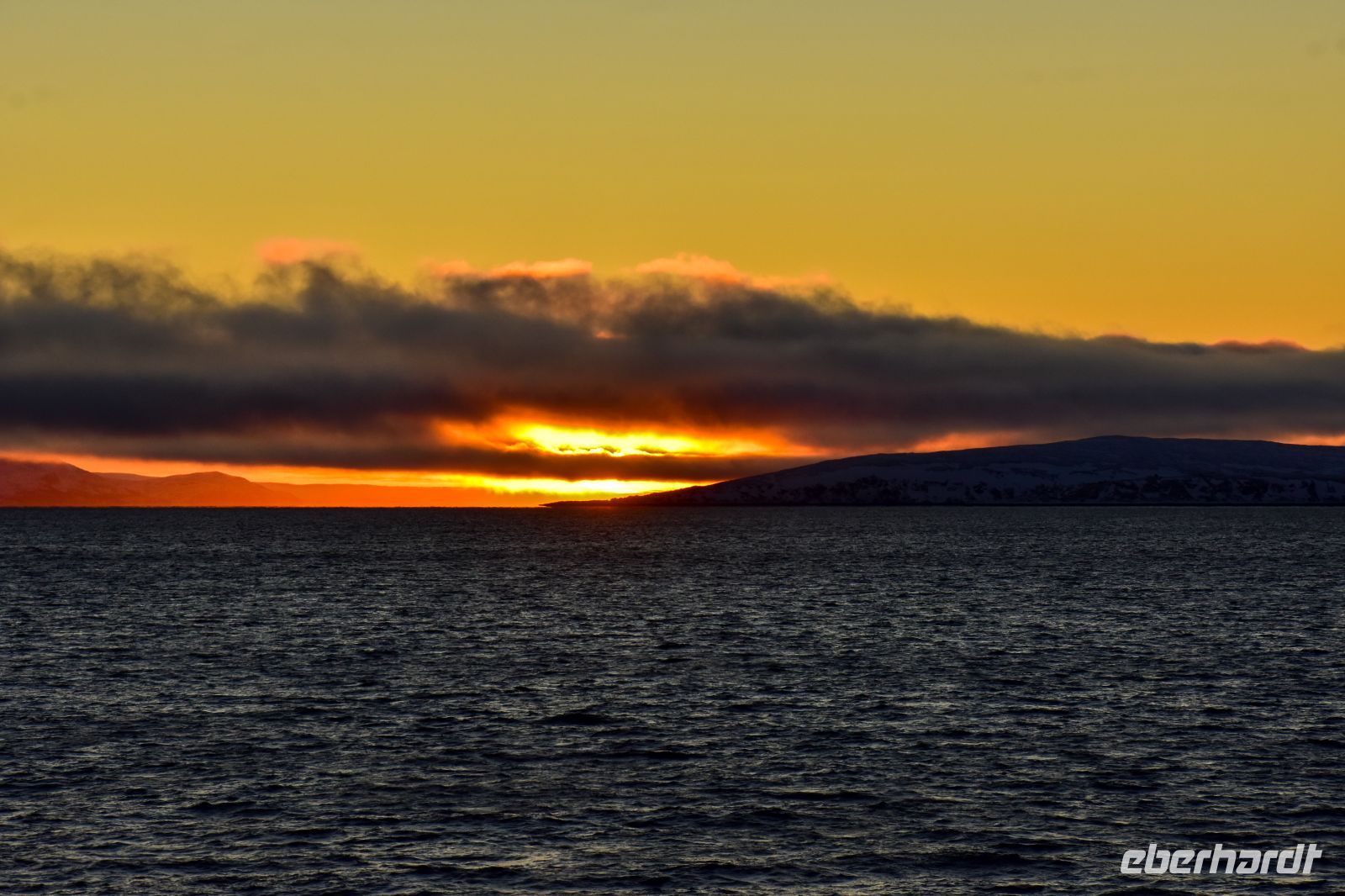Honningsvåg - die Sonne kommt den 2. Tag nach der Polarnacht über den Horizont
