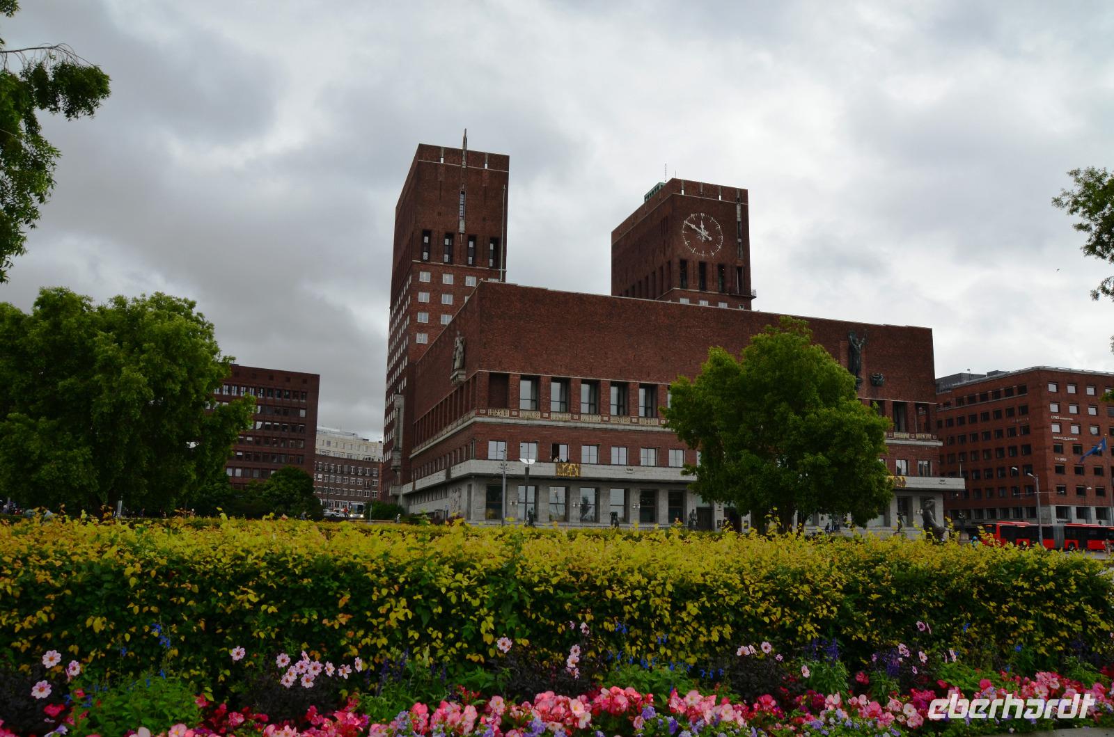 245 Oslo, Rathaus