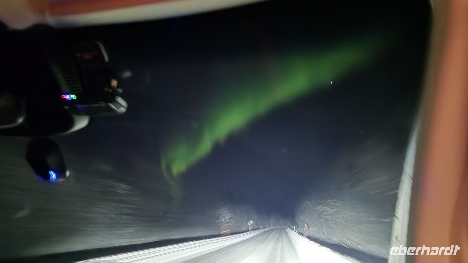 Erste Polarlichtsichtung aus dem Bus