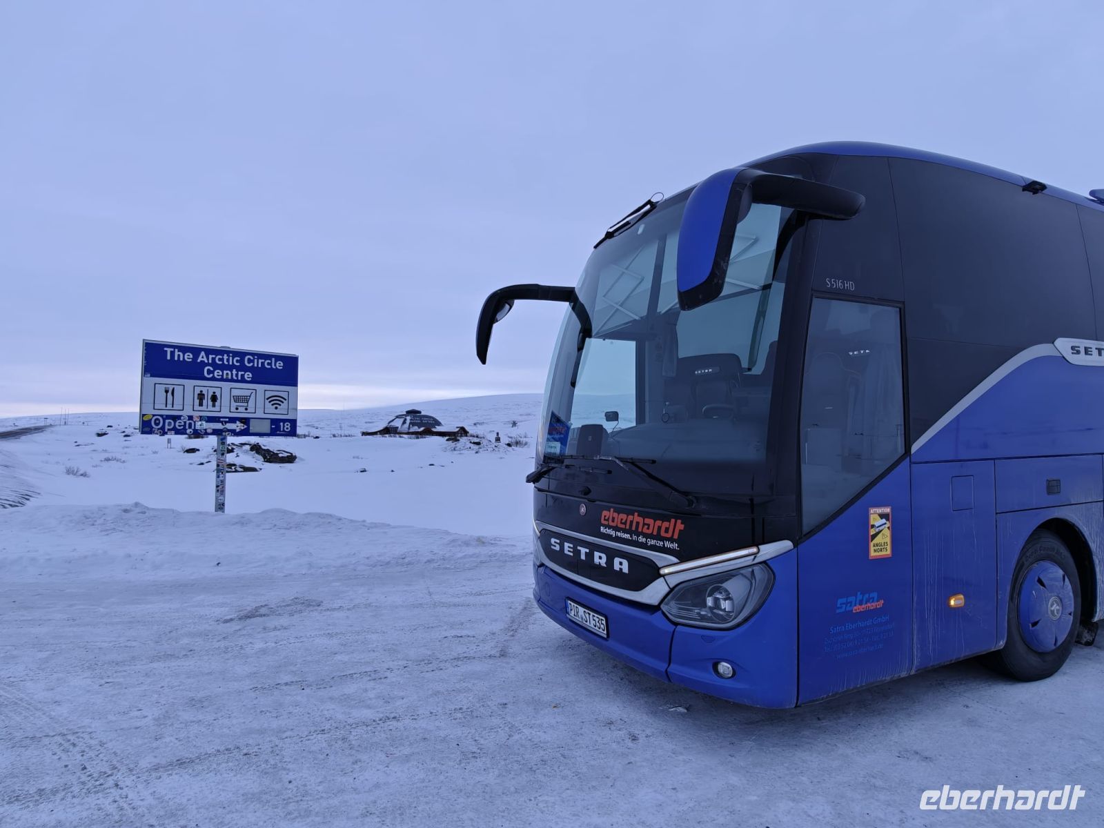 Unser Bus am Polarkreis