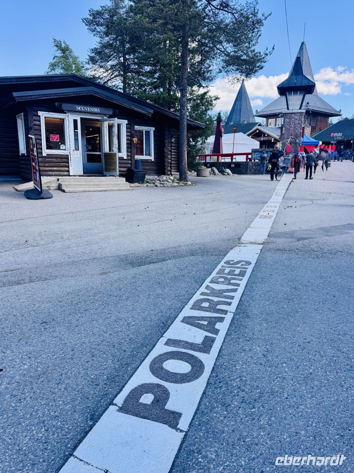 5. Tag - Überquerung des Polarkreises, Finnland  &ndash; &copy;  (Eberhardt TRAVEL)