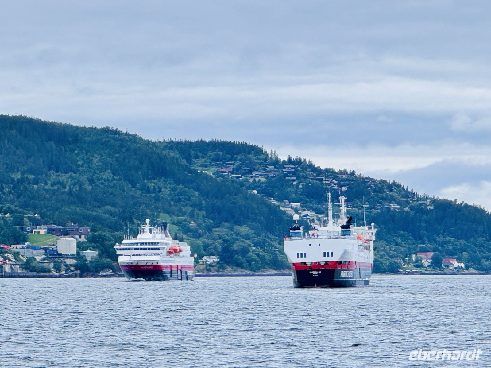 12. Tag - Treffen der Hurtigruten in Trondheim  &ndash; &copy;  (Eberhardt TRAVEL)