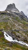 256 Auf den Aussichten der Trollstige