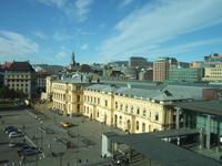 Blick auf den Hauptbahnhof mit Markthalle