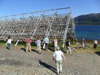 061 Norwegen, Trockenfischgestelle