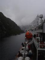 Einfahrt in Trollfjord mit Hurtigrute