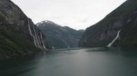Geiranger - Fahrt durch den Geirangerfjord - Die sieben Schwestern und der Freier