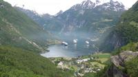 Ausflug Geiranger - Hellesylt- Blick zum Fjord