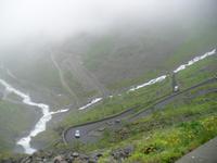 Fahrt im Regen auf den Trollstigen