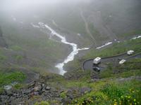 Fahrt im Regen auf den Trollstigen