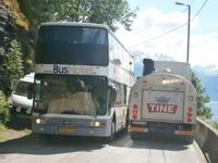 Gegenverkehr am Hardangerfjord