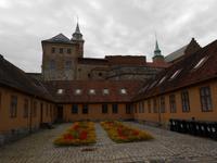 Auf dem Schloßgelände Oslo