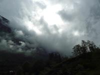 dicke Wolken auf dem Weg nach Geiranger
