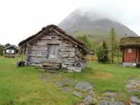 weg von Trollstige zum Fjord
