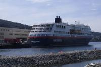 ... ein Schiff der Hurtigrute (MS 