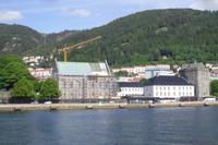 Blick auf die Håkonshalle und den Rosenkrantzturm in Bergen