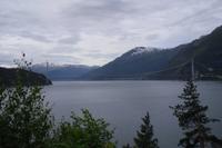 ... neue Hardangerbrücke-Brücke (im Bau) ...