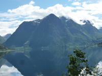 Landschaftsfahrt von Hellesylt nach Geiranger