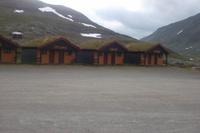 Die Hütten im historischen Rasthof 