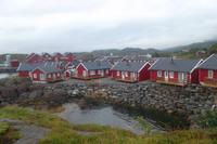 Rorbuer - zu Gästewohnungen umgebaute Fischerhütten