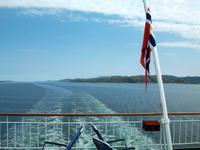 Fahrt mit den Hurtigruten