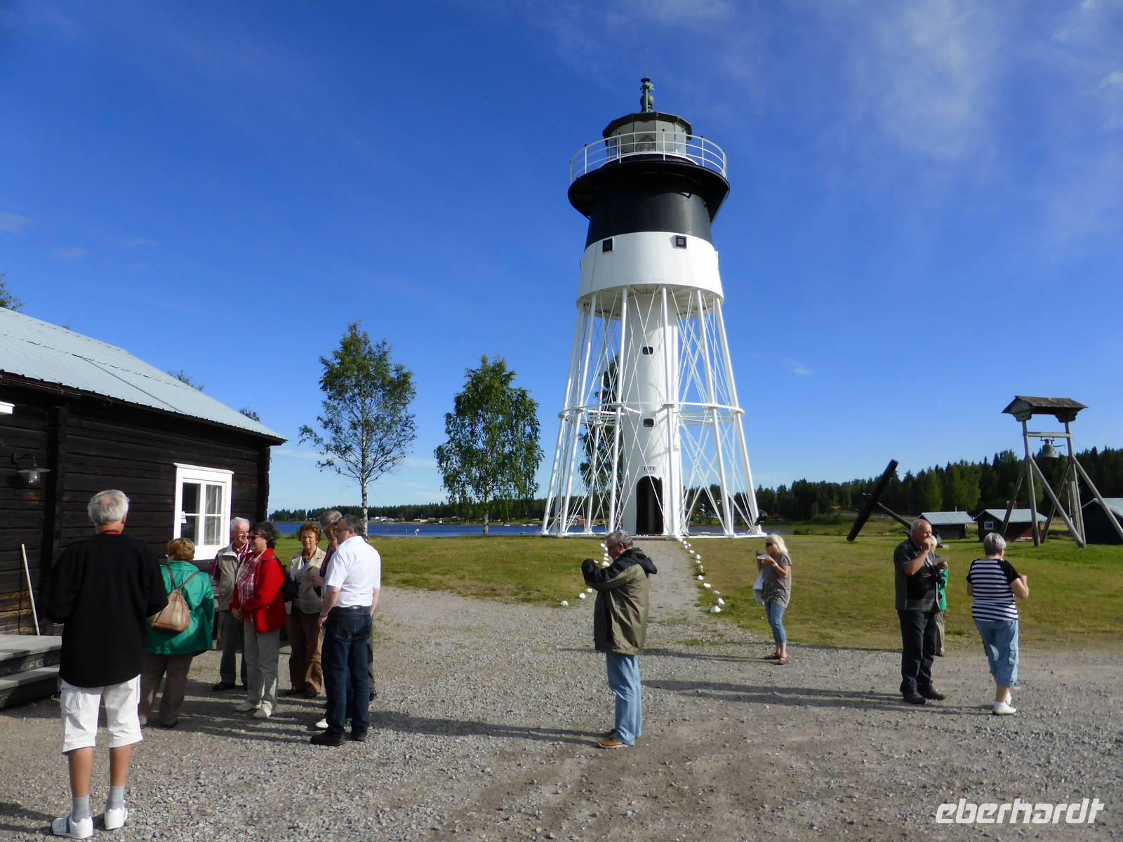 Pause bei Jävre mit geräucherten Lachsschnitten 