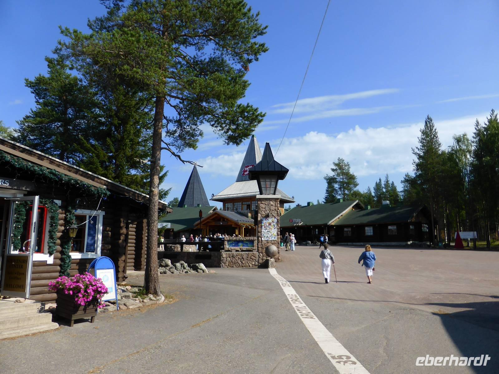 Am Polarkreis in Rovaniemi