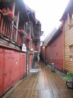 die Lagerhäuser stehen sehr eng beisammen