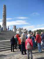 die 17 m hohe Granitsäule ist aus einem Stück gefertigt