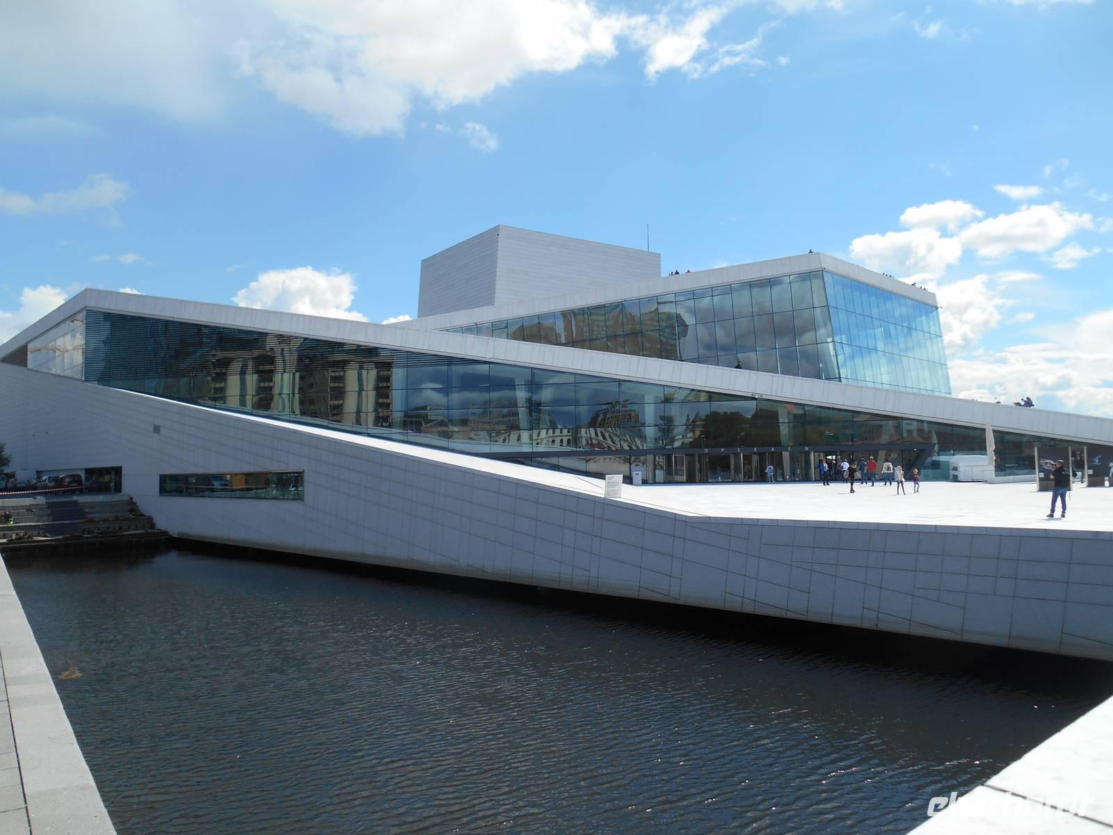 Stadtrundfahrt in Oslo (Oper)