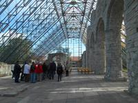 Freilichtmuseum Hedmark in Hamar (Alte Domkirche mit Glasdach)